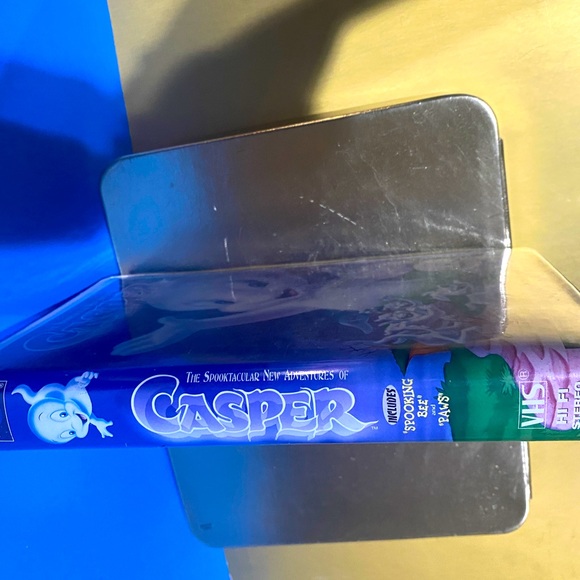 CASPER THE FRIENDLY GHOST VHS MOVIE VTG 2000 THE SPOOKTACULAR NEW ADVENTURES MCA - Picture 8 of 11